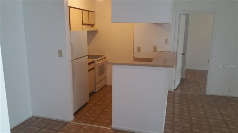 Photo 10 of 14 - 8653 Fancy Finch Dr #204, Tampa, FL 33614