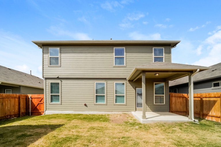 Photo 7 of 26 - 2465 McCrae, New Braunfels, TX 78130
