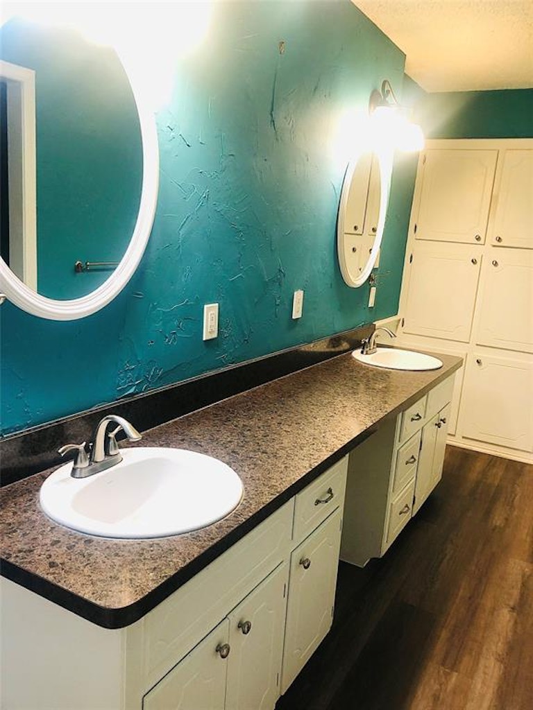Photo 17 of 22 - 715 Vail Dr, Arlington, TX 76012