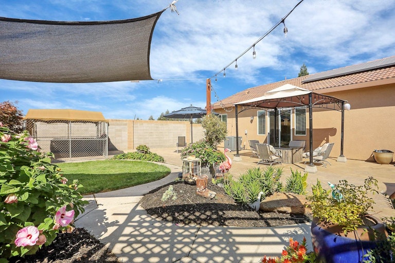 Photo 39 of 46 - 1026 Dimaggio Way, Galt, CA 95632