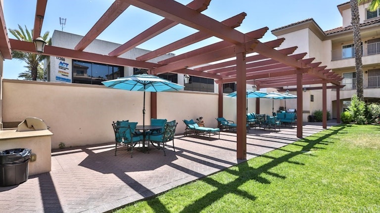 Photo 15 of 16 - 17230 Newhope St #113, Fountain Valley, CA 92708