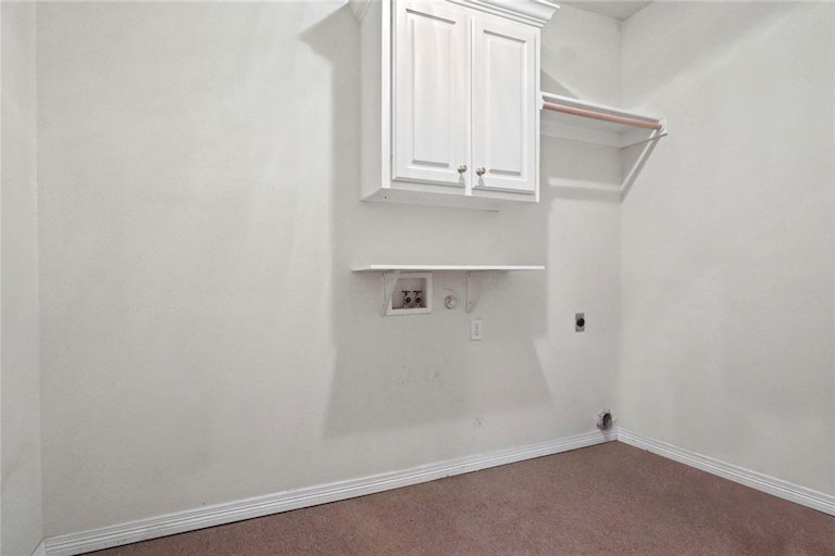Photo 24 of 28 - 522 Summertree Dr, Keller, TX 76248