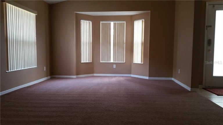 Photo 9 of 24 - 27434 Edenfield Dr, Wesley Chapel, FL 33544