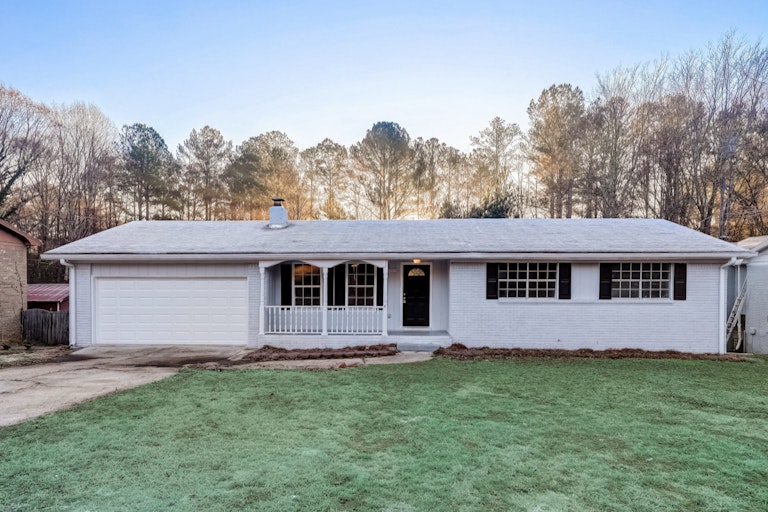 Photo 8 of 28 - 1518 Tanglewood Way NW, Conyers, GA 30012