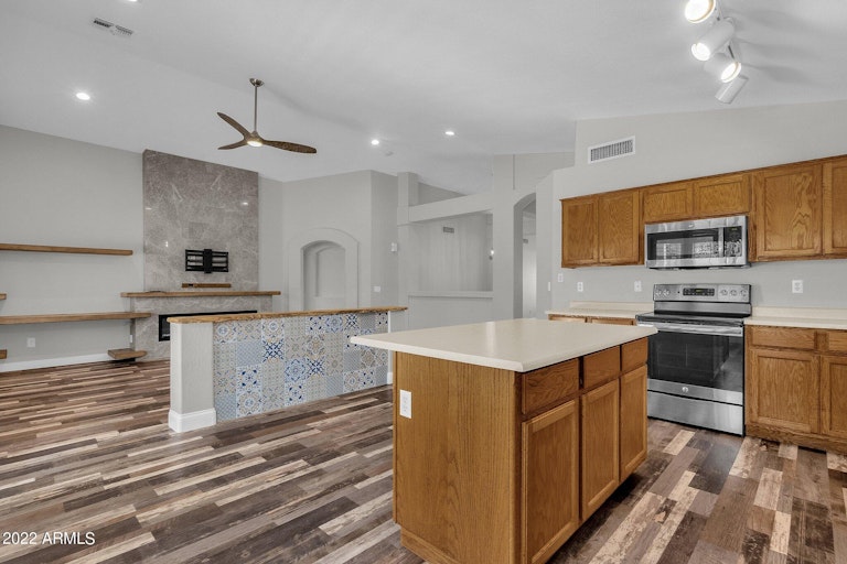 Photo 21 of 29 - 1511 E Marco Polo Rd, Phoenix, AZ 85024