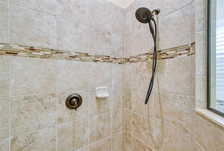Photo 28 of 94 - 704 Moorings Way, Bradenton, FL 34212