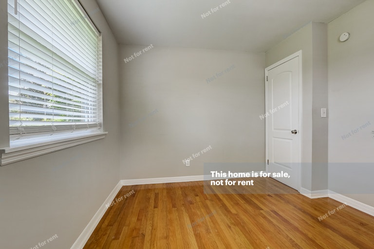 Photo 20 of 39 - 11332 Soforenko Dr, Jacksonville, FL 32218