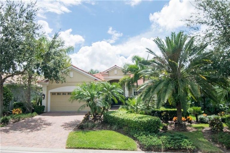 Photo 1 of 1 - 12330 Thornhill Ct, Lakewood Ranch, FL 34202