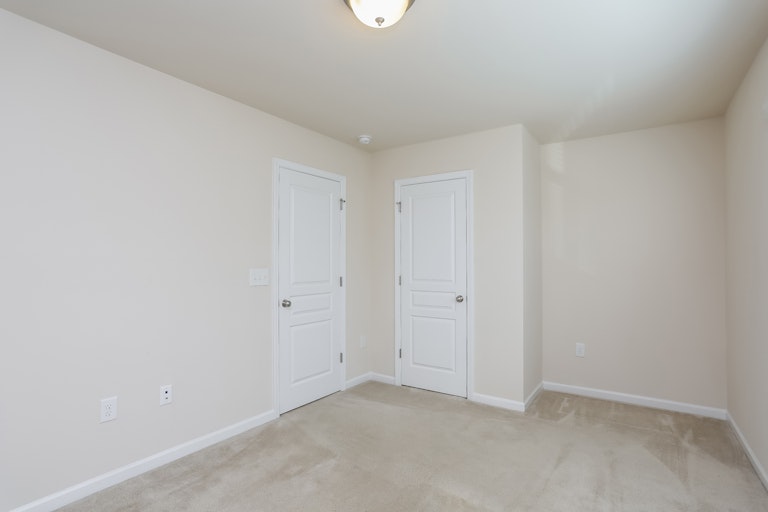 Photo 19 of 25 - 8512 Quarton Dr, Raleigh, NC 27616