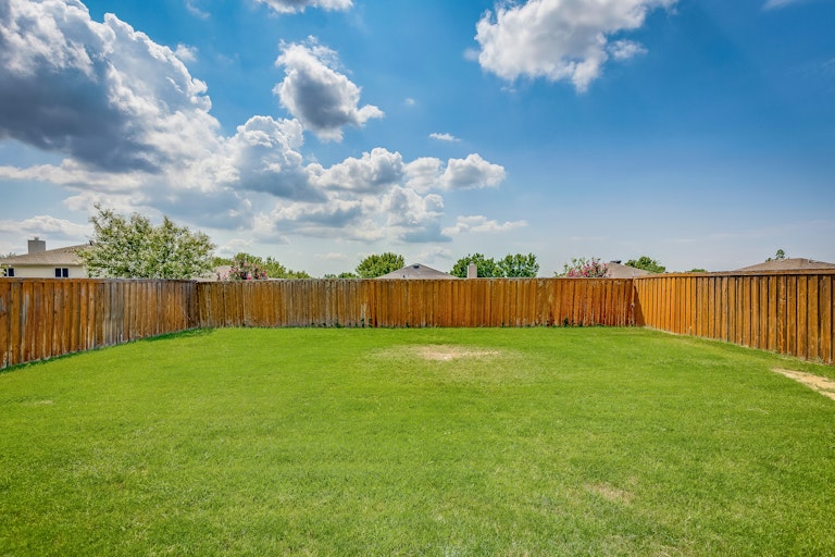 Photo 24 of 25 - 1617 Willow Way, Anna, TX 75409