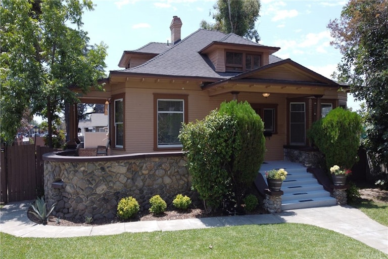Photo 62 of 75 - 588 E Pasadena St, Pomona, CA 91767