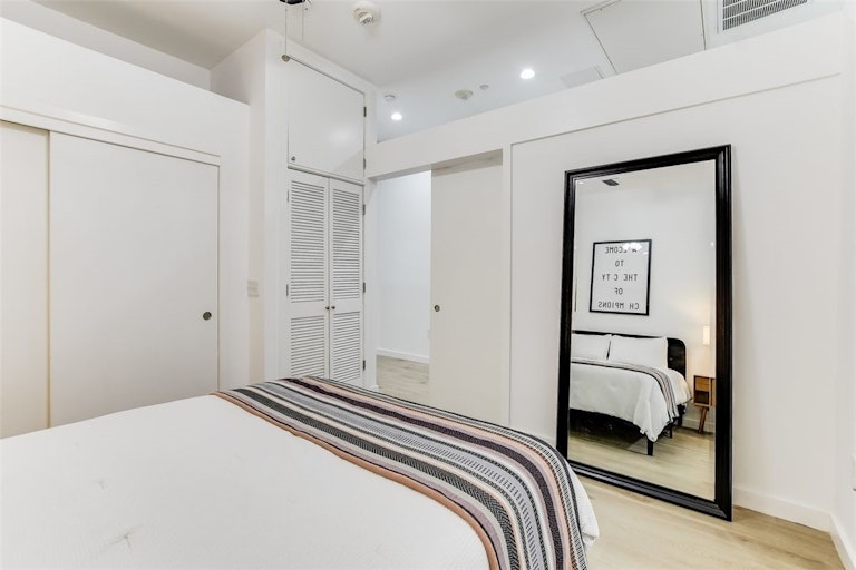 Photo 13 of 28 - 507 Sabine St #303, Austin, TX 78701