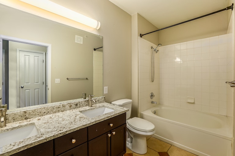 Photo 13 of 19 - 9691 W Coco Cir #203, Littleton, CO 80128