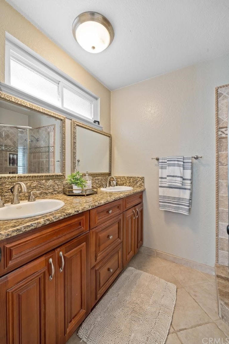 Photo 16 of 45 - 14862 Rolling Ridge Dr, Chino Hills, CA 91709