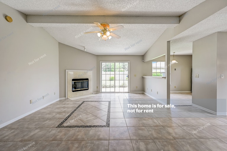 Photo 30 of 31 - 8281 Velvet Springs Ln, Jacksonville, FL 32244