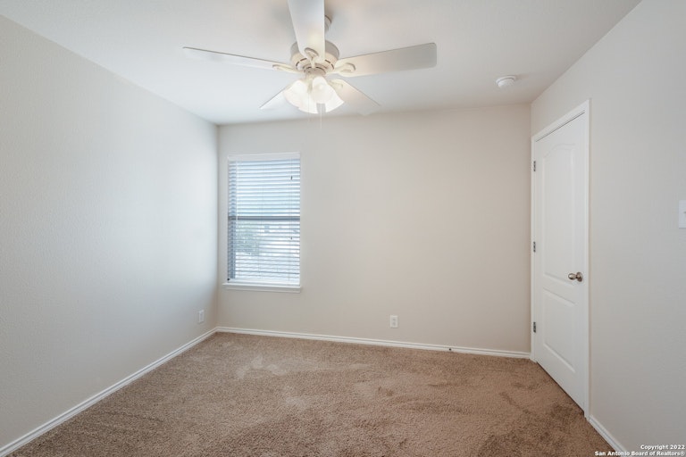 Photo 17 of 20 - 5555 Painter Grn, San Antonio, TX 78240