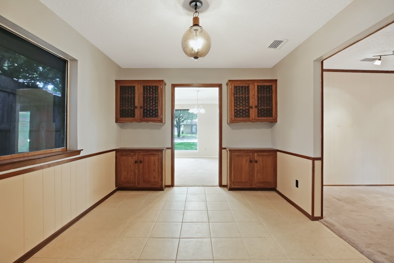 Photo 34 of 52 - 626 Flamingo Way, Duncanville, TX 75116