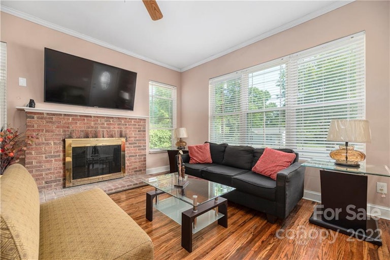 Photo 4 of 32 - 3617 Tuckaseegee Rd, Charlotte, NC 28208