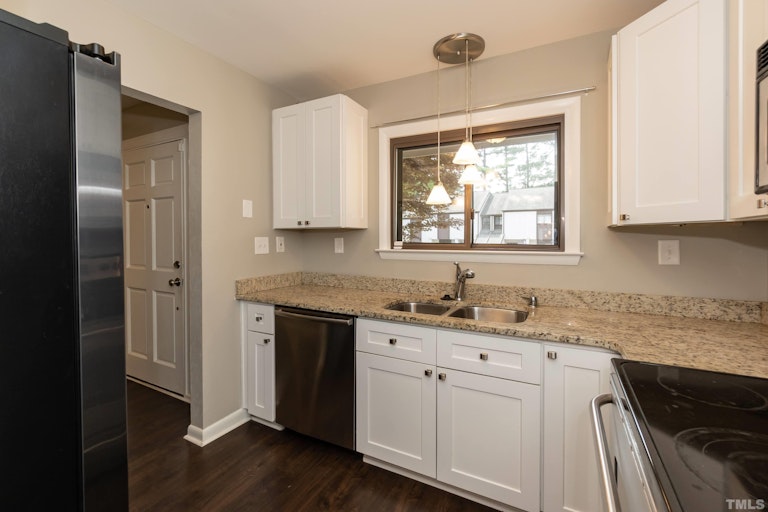 Photo 5 of 23 - 3775 Guess Rd #23, Durham, NC 27705