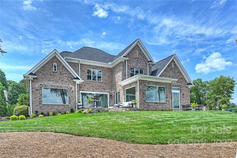 Photo 41 of 48 - 211 Quaker Rd, Mooresville, NC 28117