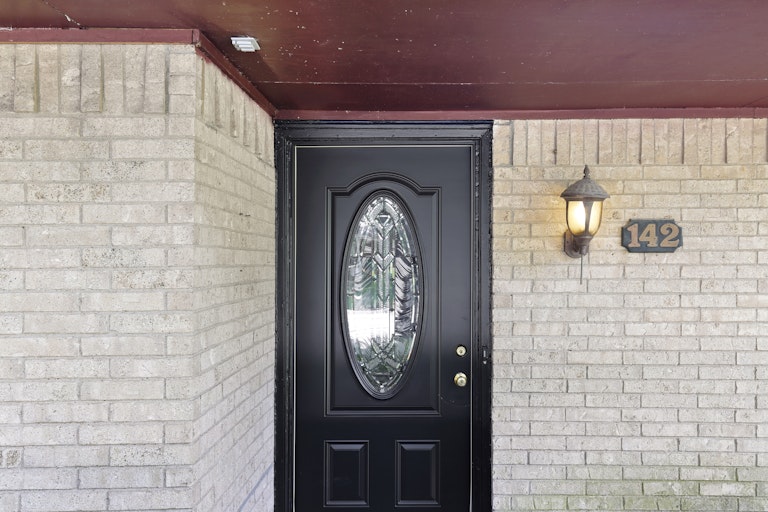 Photo 6 of 26 - 142 Bailey Dr, Desoto, TX 75115