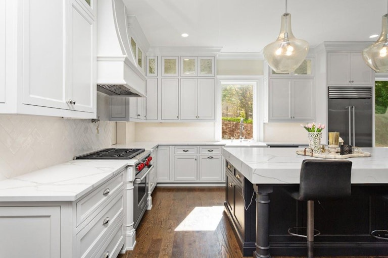 Photo 17 of 77 - 4268 Woodland Brook Dr SE, Atlanta, GA 30339