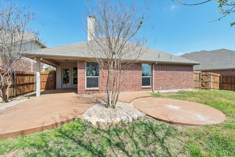 Photo 6 of 25 - 5532 Chinkapin Ln, Fort Worth, TX 76244