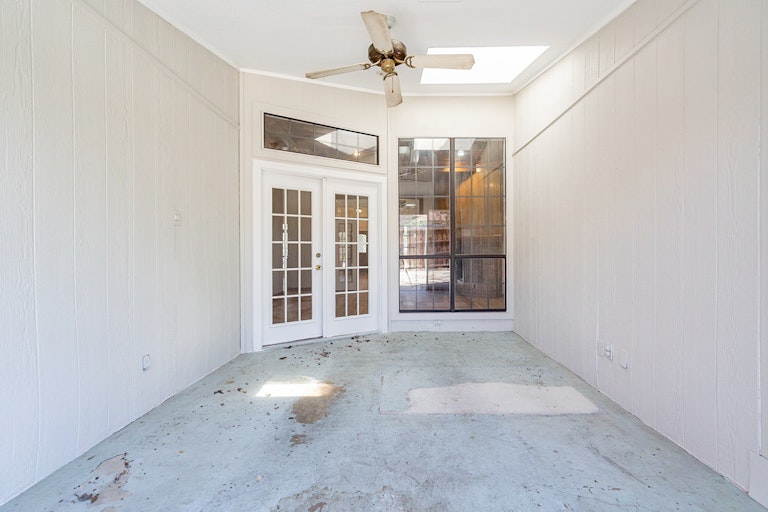 Photo 30 of 36 - 1721 Knob Hill Dr, Garland, TX 75043
