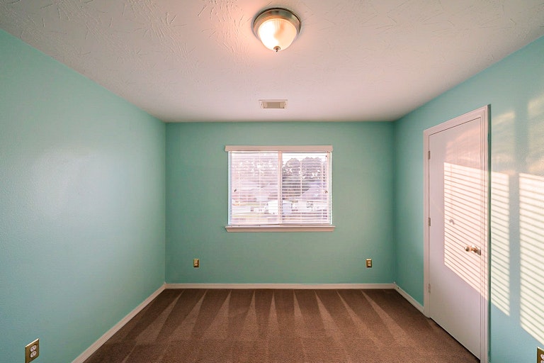 Photo 26 of 36 - 2011 Dalton Trace Ct, Spring, TX 77373