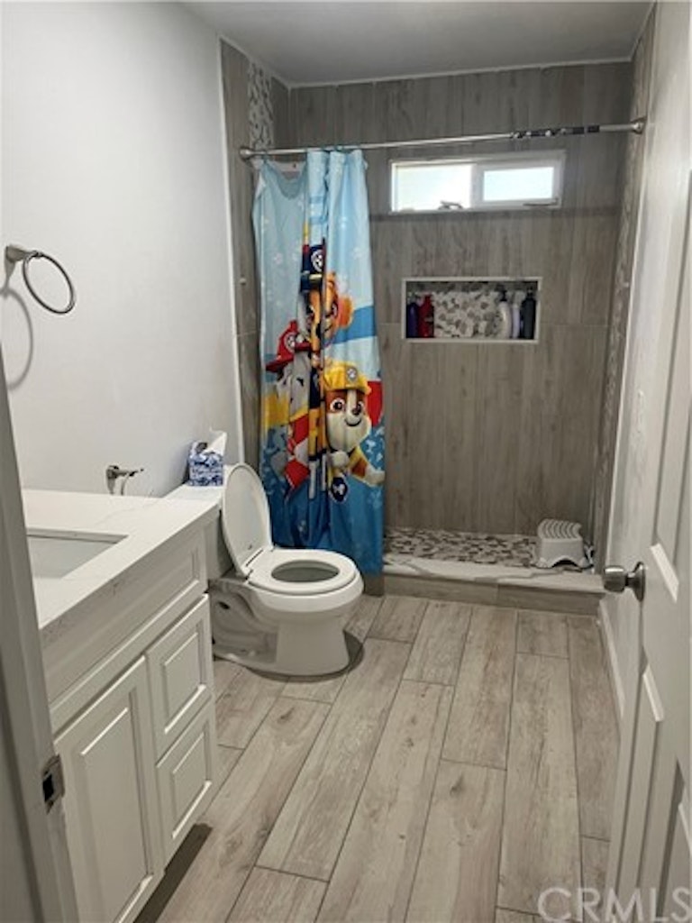 Photo 10 of 16 - 1929 E Oakland Ave, Hemet, CA 92544