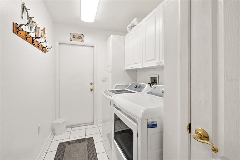 Photo 26 of 40 - 5085 Florentine Ct, Spring Hill, FL 34608