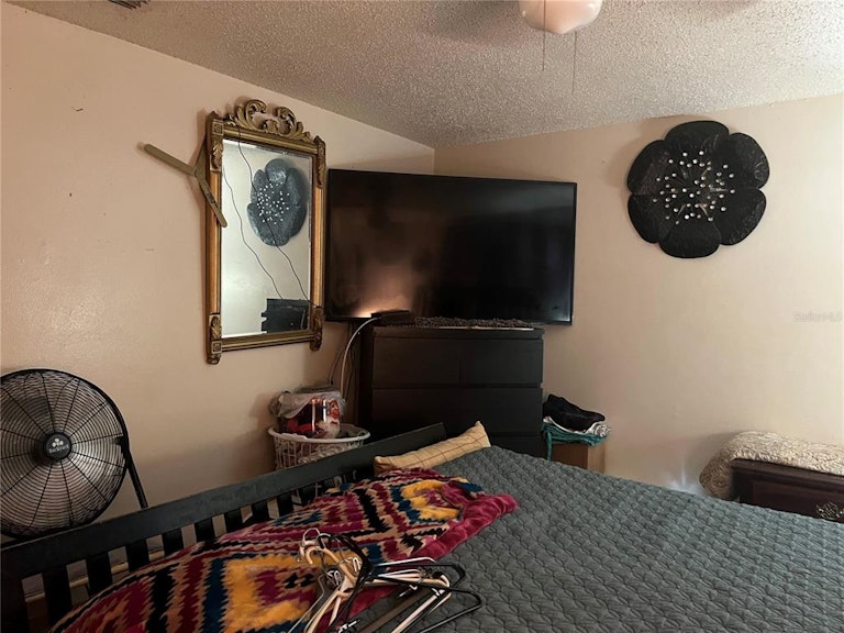 Photo 20 of 56 - 8801 N Brooks St, Tampa, FL 33604