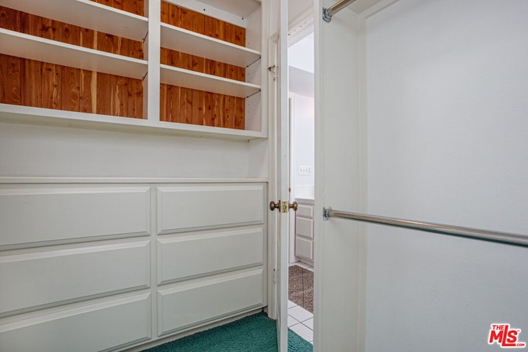 Photo 27 of 32 - 123 N Loreta Walk, Long Beach, CA 90803