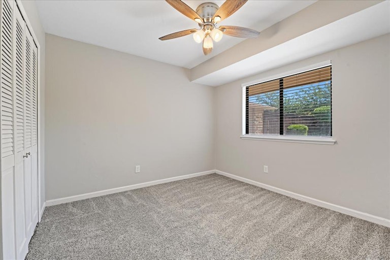 Photo 18 of 25 - 901 Carleton Dr, Richardson, TX 75081
