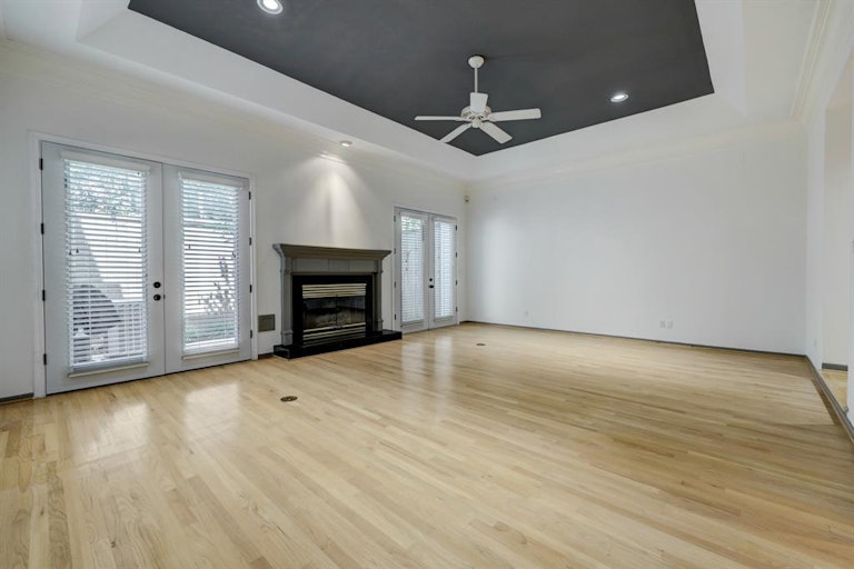 Photo 30 of 32 - 6308 Taggart St Unit B, Houston, TX 77007