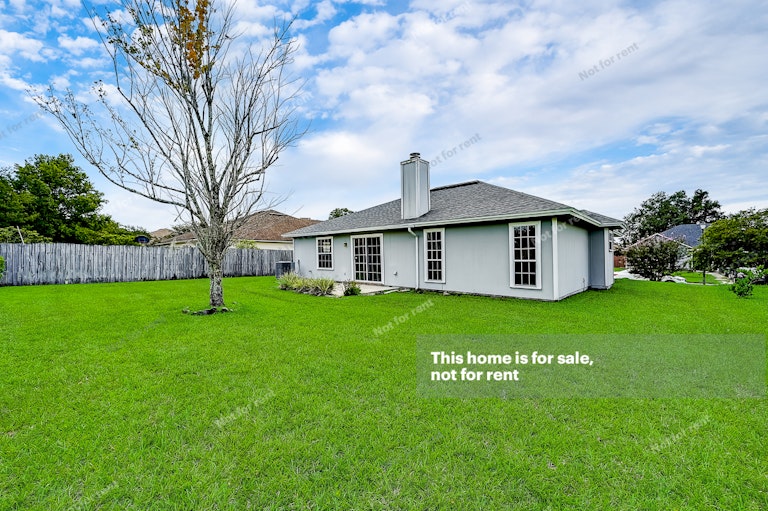 Photo 7 of 31 - 8281 Velvet Springs Ln, Jacksonville, FL 32244
