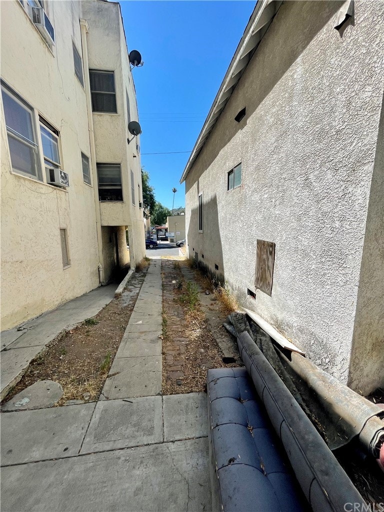 Photo 30 of 31 - 5415 Ash St, Los Angeles, CA 90042