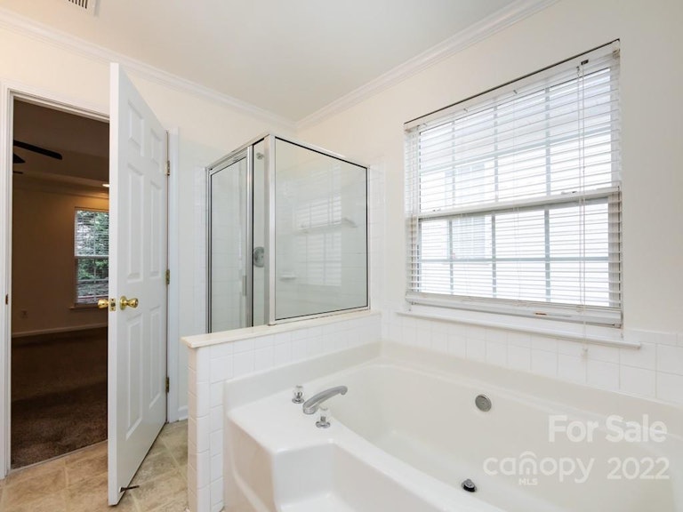 Photo 22 of 37 - 11929 Harmon Ln, Pineville, NC 28134