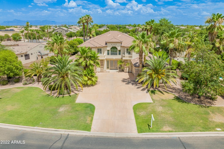 Photo 12 of 73 - 2517 S Constellation Way, Gilbert, AZ 85295
