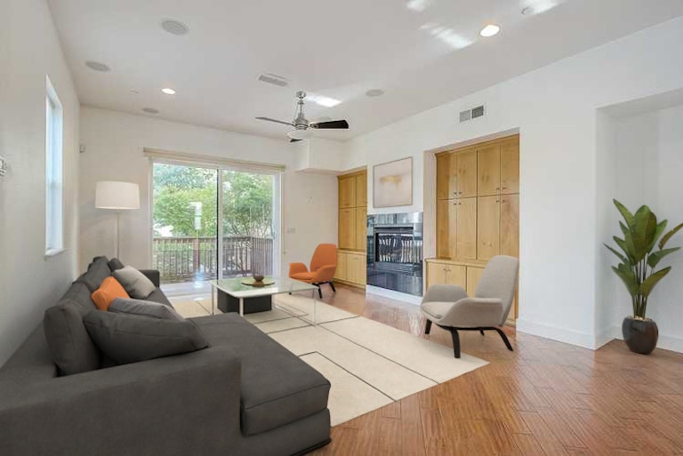 Photo 3 of 29 - 269 3rd St, West Sacramento, CA 95605