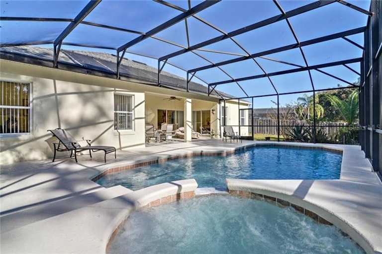 Photo 16 of 24 - 5401 Dahlia Reserve Dr, Kissimmee, FL 34758