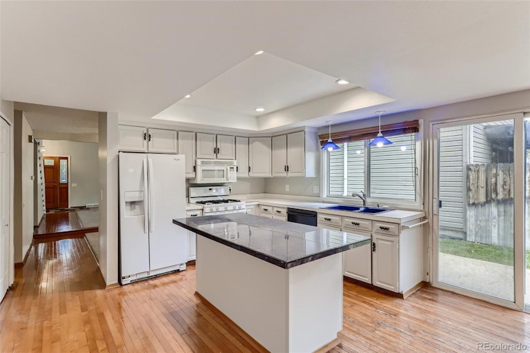 Photo 10 of 35 - 12379 E Bates Cir, Aurora, CO 80014