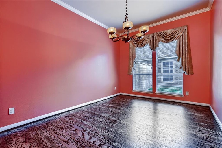 Photo 8 of 28 - 14903 Barton Grove Ln, Humble, TX 77396