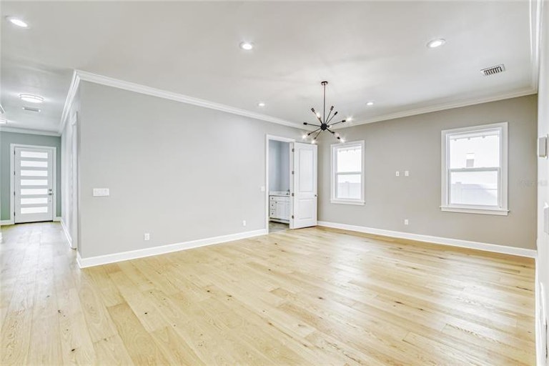 Photo 16 of 62 - 3108 W Cherokee Ave, Tampa, FL 33611