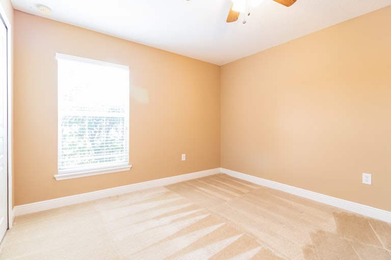 Photo 19 of 25 - 369 S Oak Ave, Orange City, FL 32763