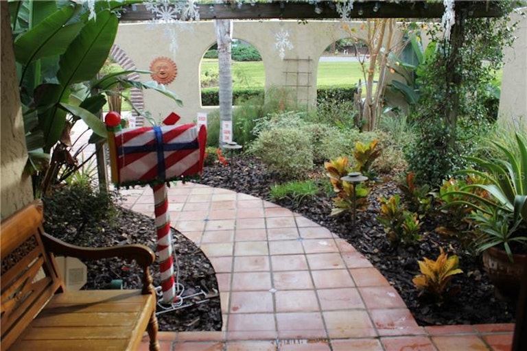 Photo 17 of 25 - 805 Sweetwater Club Blvd, Longwood, FL 32779