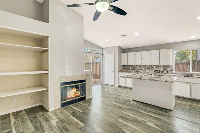 Photo 13 of 40 - 10536 Ragtime Cir, Rancho Cordova, CA 95670