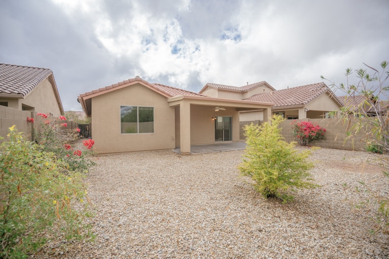 Photo 5 of 29 - 1740 W Twain Dr, Anthem, AZ 85086