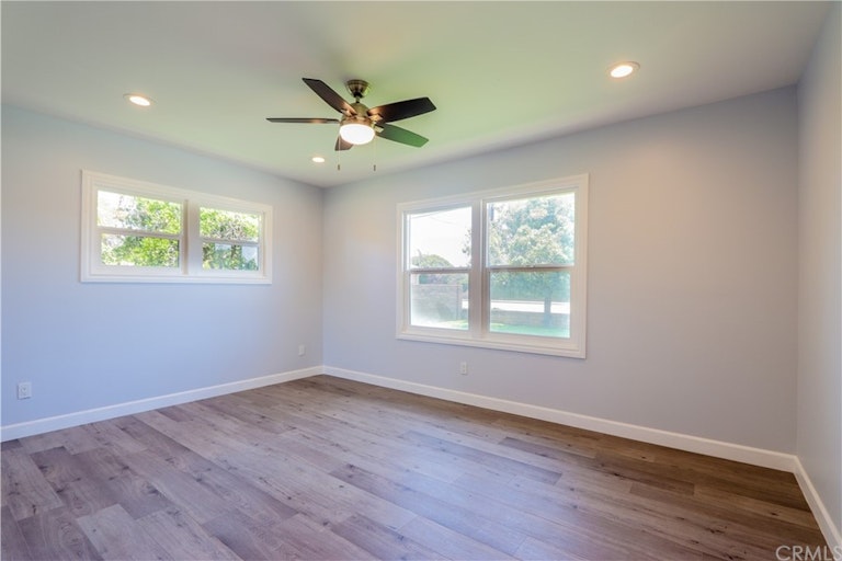 Photo 18 of 32 - 13311 Red Hill Ave, Tustin, CA 92780