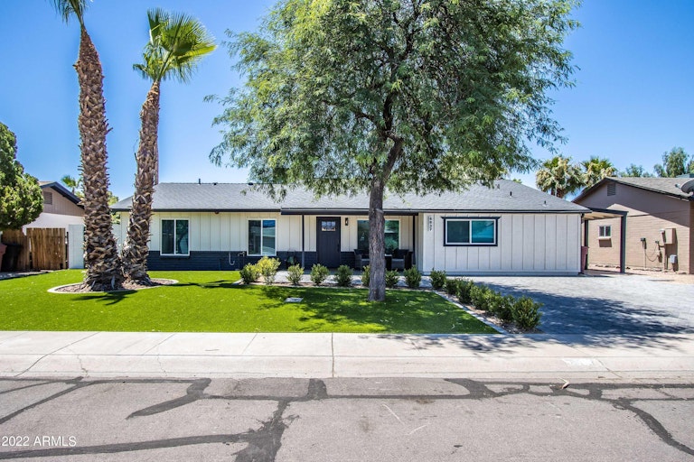 Photo 2 of 50 - 8837 E Lupine Ave, Scottsdale, AZ 85260